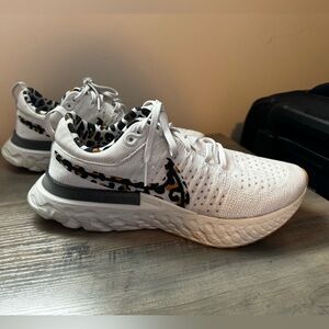 Nike React Infinity Run Flyknit 2 Leopard Women’s size 9.5